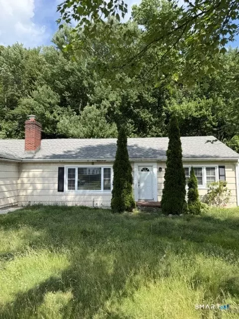 56 Craig Ln, Trumbull, CT 06611