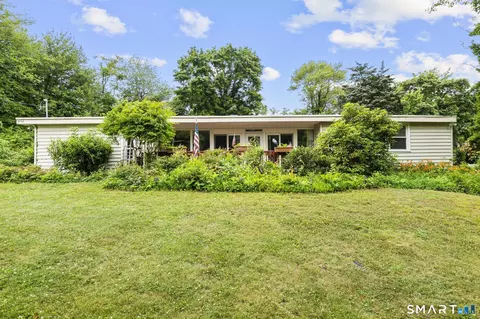 51 Orchard Hill Rd, Branford, CT 06405