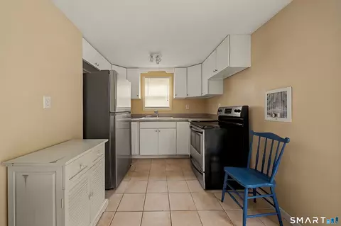 Kitchen - 9 2nd Ave, Westbrook, CT 06498 photo 1 of 1