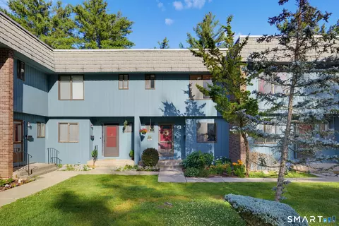 9 Margo Ct, Cromwell, CT 06416