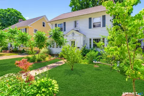 26 Filbert St, Hamden, CT 06518