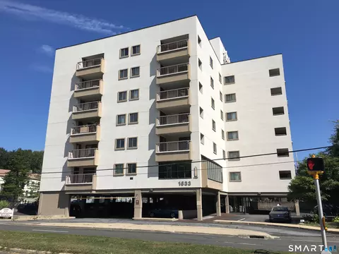 1633 Washington Blvd #5A, Stamford, CT 06902