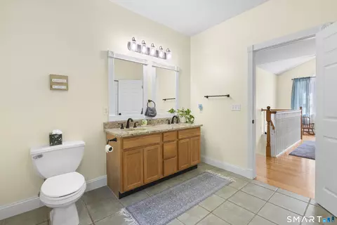 Bath - 175 Cranberry Bog Rd, Killingly, CT 06239 photo 2 of 3