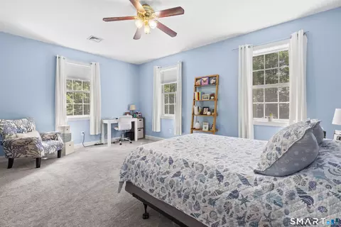 Bedroom - 175 Cranberry Bog Rd, Killingly, CT 06239 photo 3 of 8