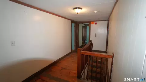 Entry Way - 245 Deerfield Rd, Windsor, CT 06095 photo 2 of 3