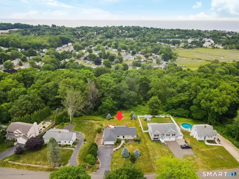 76 Bryan Hill Rd, Milford, CT 06460