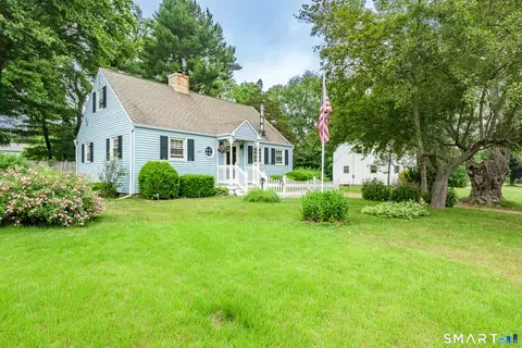 103 Chestnut Dr, Colchester, CT 06415
