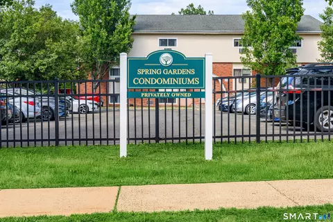 63 Glade St #C4, West Haven, CT 06516