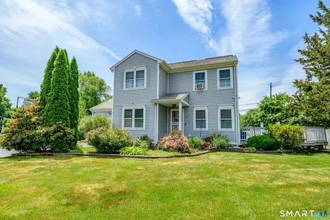 Exterior - 39 Jefferson Dr, Killingly, CT 06239 photo 10 of 10