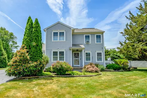 39 Jefferson Dr, Killingly, CT 06239