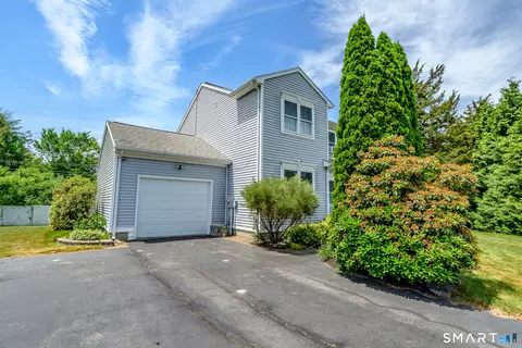 Exterior - 39 Jefferson Dr, Killingly, CT 06239 photo 1 of 10