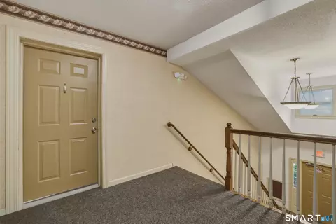 Entry Way - 8 Concorde Way #B5, Windsor Locks, CT 06096 photo 1 of 1