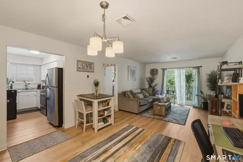 Other - 8 Concorde Way #B5, Windsor Locks, CT 06096 photo 5 of 8
