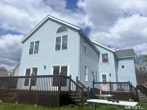 78 S River St, Enfield, CT 06082