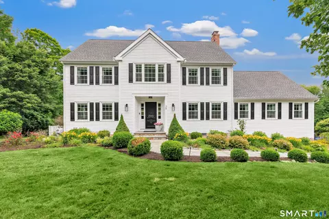 36 Oneill Ct, Ridgefield, CT 06877
