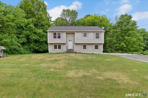 25 Horse Hill Rd, Killingly, CT 06239