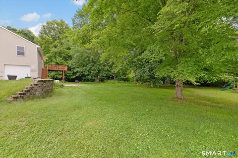 Exterior - 25 Horse Hill Rd, Killingly, CT 06239 photo 3 of 8