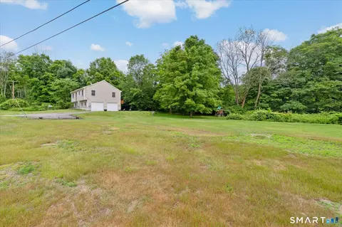 Exterior - 25 Horse Hill Rd, Killingly, CT 06239 photo 7 of 8