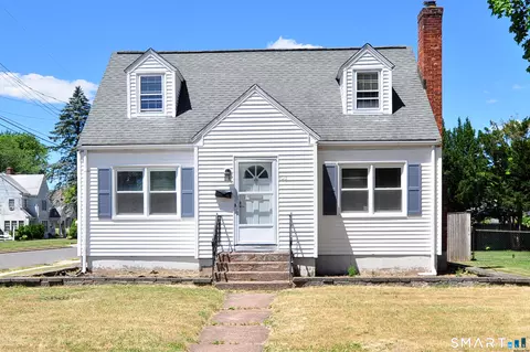 103 W Center St, Manchester, CT 06040
