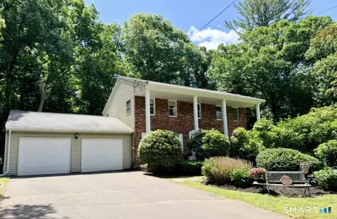 42 Center Rd, Tolland, CT 06084