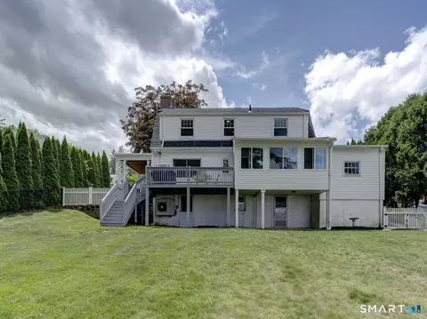 Exterior - 432 Ridge Rd, Wethersfield, CT 06109 photo 2 of 11