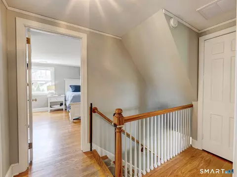 Entry Way - 432 Ridge Rd, Wethersfield, CT 06109 photo 3 of 3