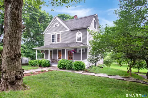 67 S Olmstead Ln, Ridgefield, CT 06877