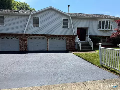 54 Sorensen Rd, West Haven, CT 06516