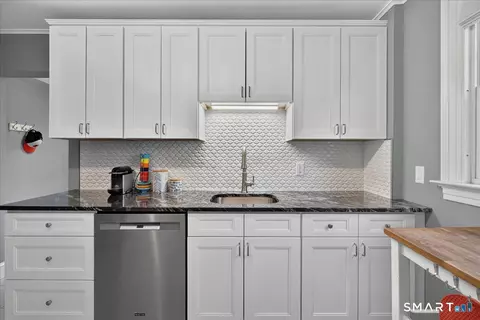 Kitchen - 24 Ingram St, Hamden, CT 06517 photo 3 of 6