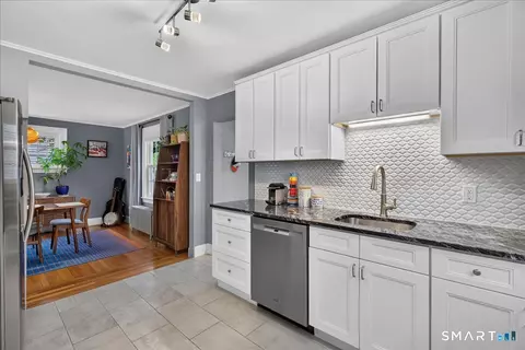 Kitchen - 24 Ingram St, Hamden, CT 06517 photo 4 of 6