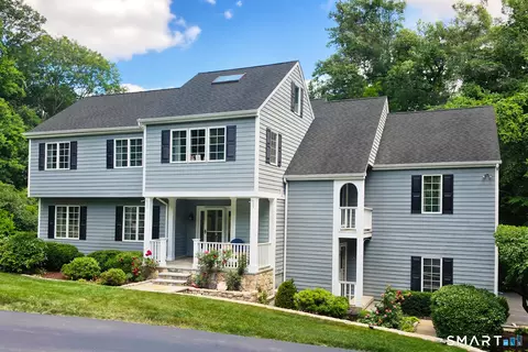 44 Catbrier Rd, Weston, CT 06883