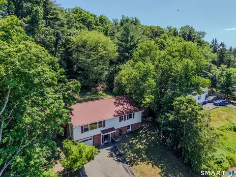 120 Burban Dr, Branford, CT 06405
