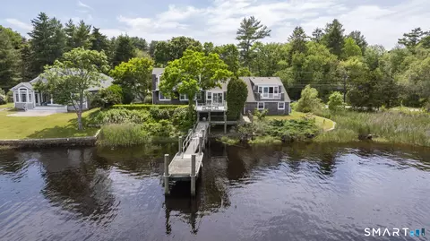 97 River Rd, Pawcatuck, CT 06379