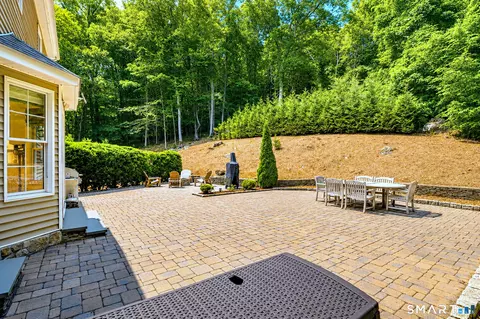 Exterior - 242 Turkey Roost Rd, Monroe, CT 06468 photo 5 of 7