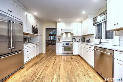 Kitchen - 242 Turkey Roost Rd, Monroe, CT 06468 photo 1 of 5