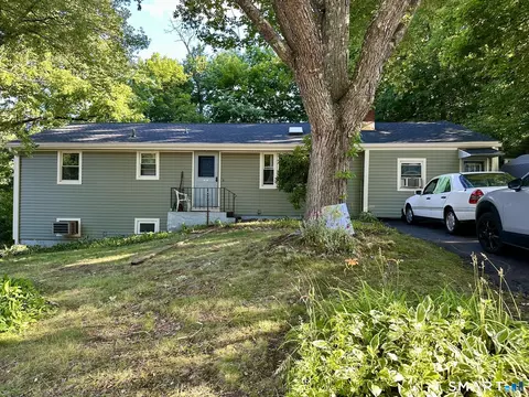 670 Benham St, Hamden, CT 06514