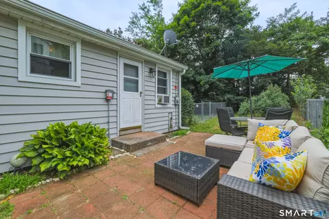 Exterior - 91 Berkeley Rd, Middletown, CT 06457 photo 5 of 8