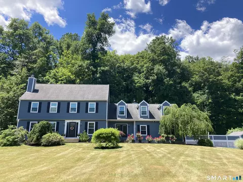 216 Bluff View Dr, Guilford, CT 06437