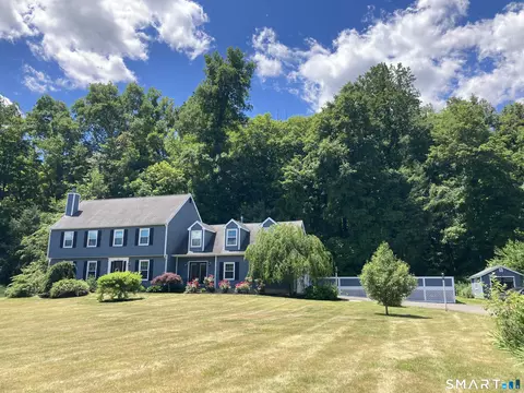 216 Bluff View Dr, Guilford, CT 06437