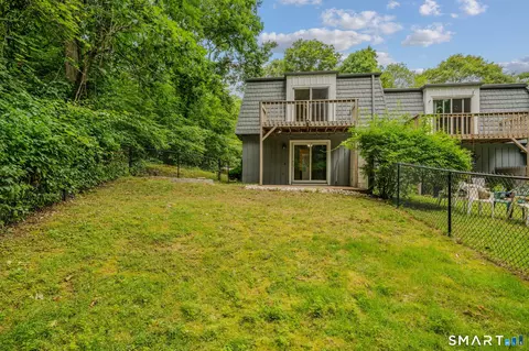 Exterior - 77 Scenic View Dr #4, Deep River, CT 06417 photo 4 of 4