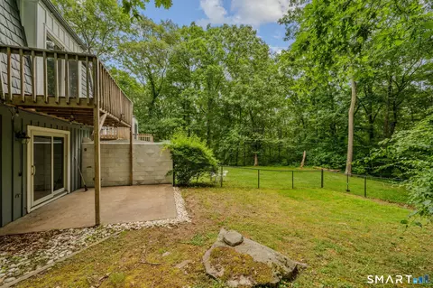 Exterior - 77 Scenic View Dr #4, Deep River, CT 06417 photo 3 of 4
