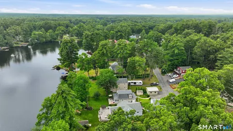 36 Wheeler Dr, Enfield, CT 06082