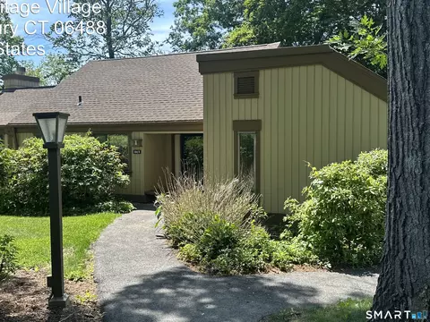 804 Heritage Vlg #B, Southbury, CT 06488