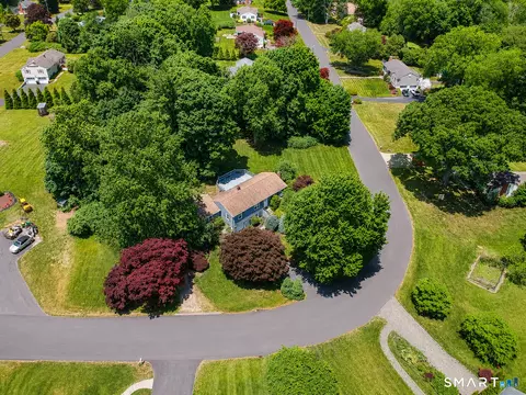608 Avon Dr, Orange, CT 06477
