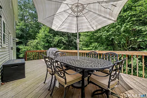 Exterior - 23 Jeremiah Rd, Sandy Hook, CT 06482 photo 2 of 7