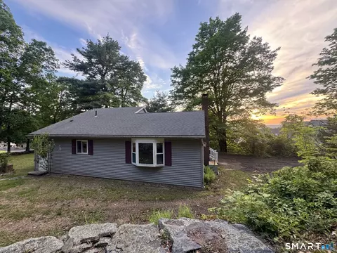 207 Scully Rd, Somers, CT 06071
