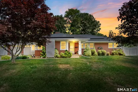 63 Pineridge Rd, Torrington, CT 06790