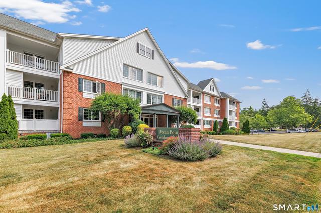 180 Melba St #113, Milford, CT 06460