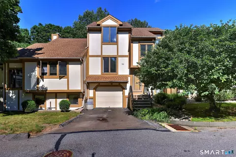 690 Forest Rd #382, West Haven, CT 06516