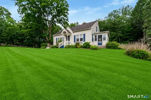 413 Watertown Rd, Middlebury, CT 06762